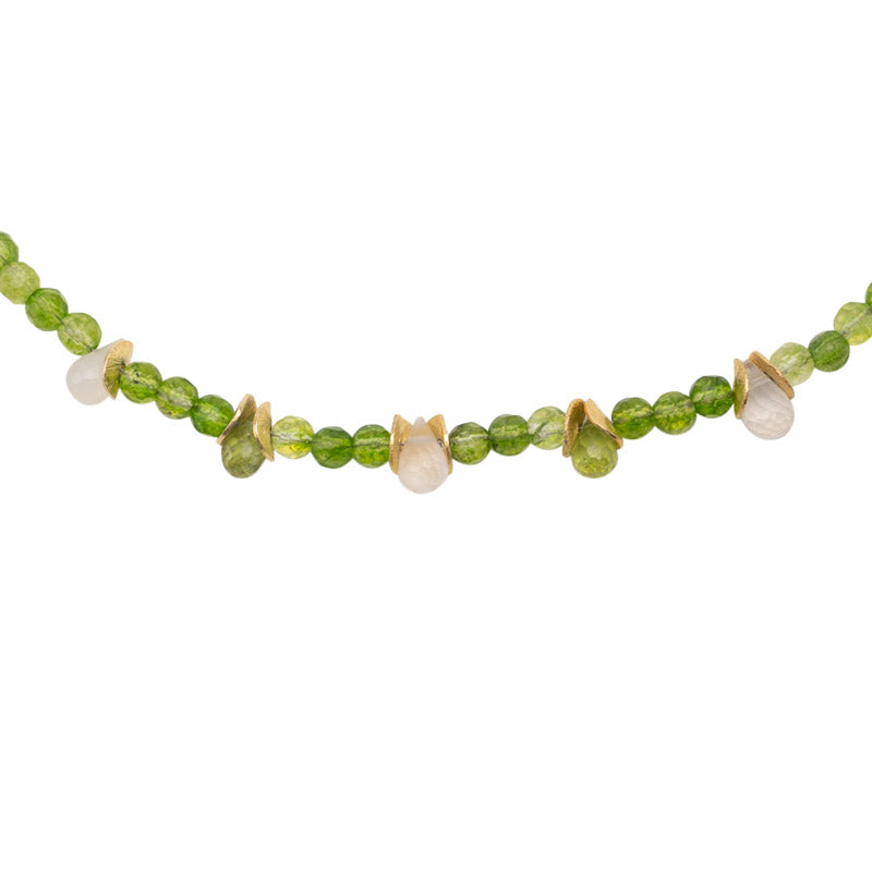 Collier Sanja mit Peridot- und Mondsteintropfen Goldgeweih